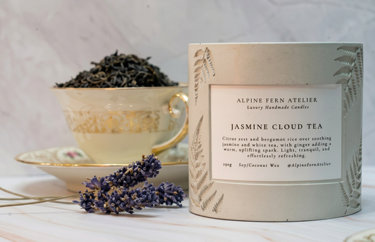 Jasmine Cloud Tea - Handmade Vessel and Hand Poured Wax, 290g | Alpine Fern Atelier